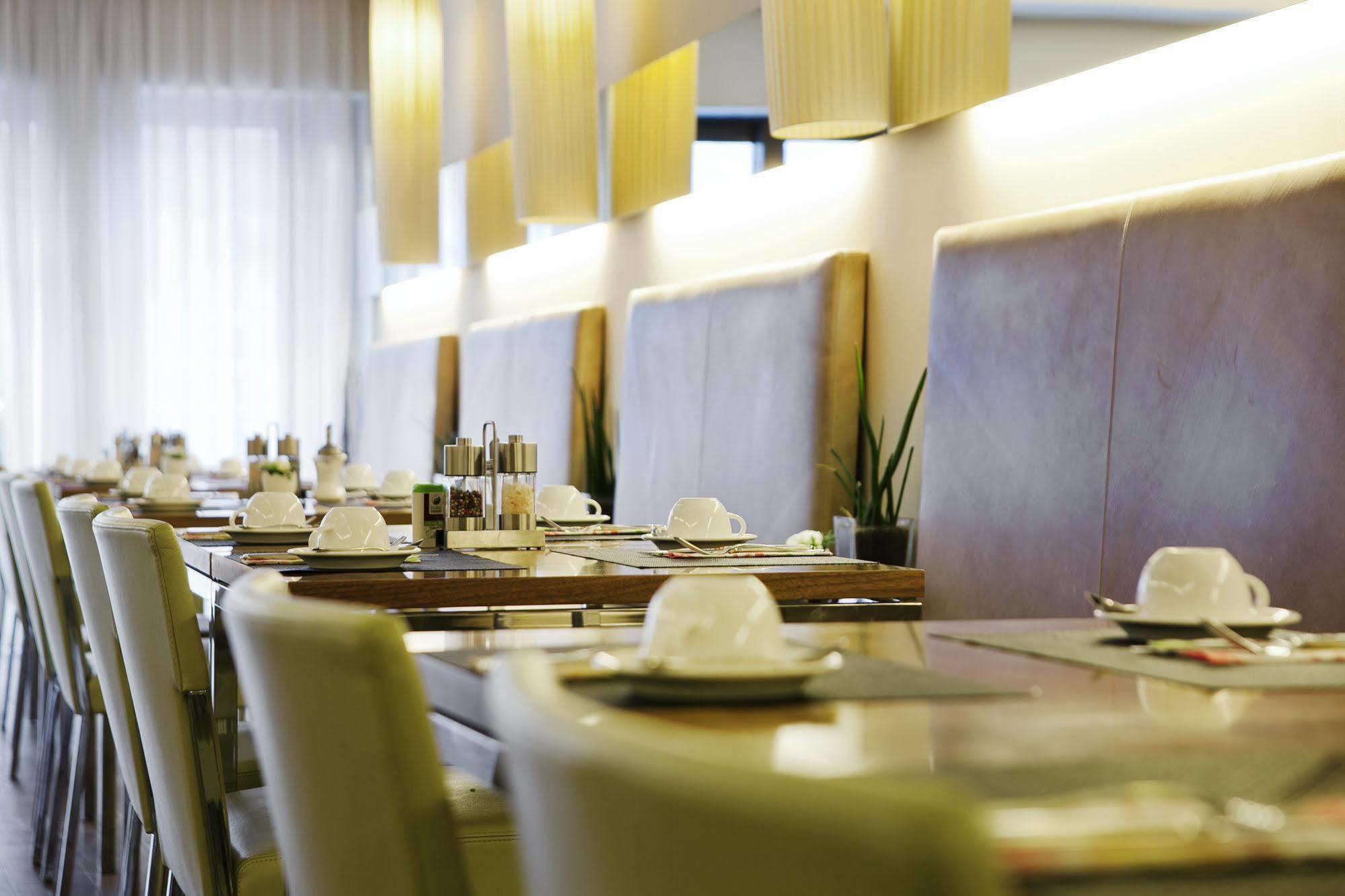 Hotel Ploberger Вельс Экстерьер фото